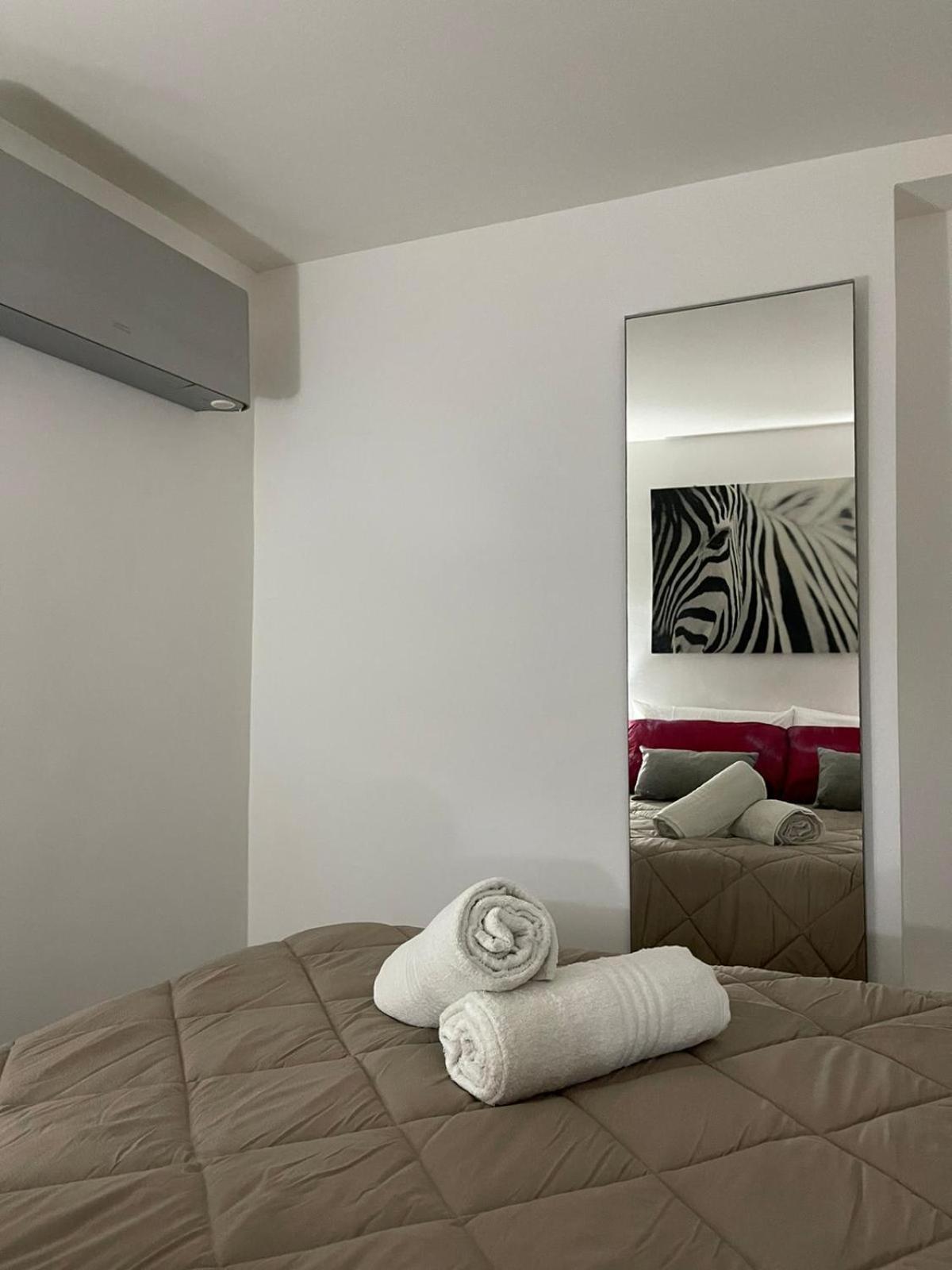Sweet Aura Villa Brindisi Exterior foto